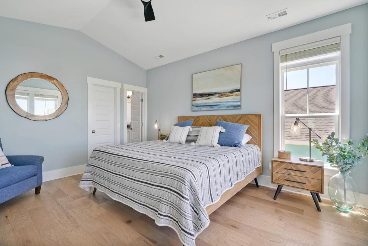 Seas The Day Villa Oak Island Exteriör bild